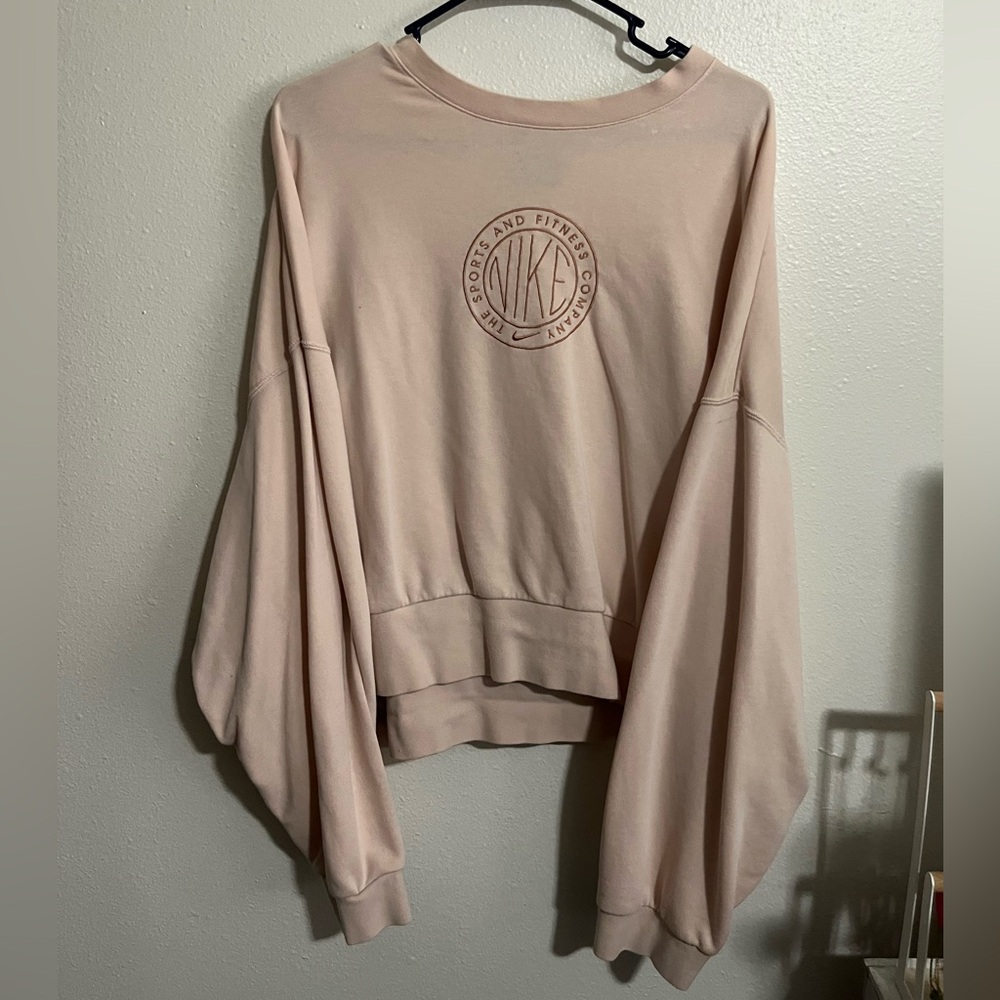 Nike Blush Oversized Crewneck Sweatshirt
